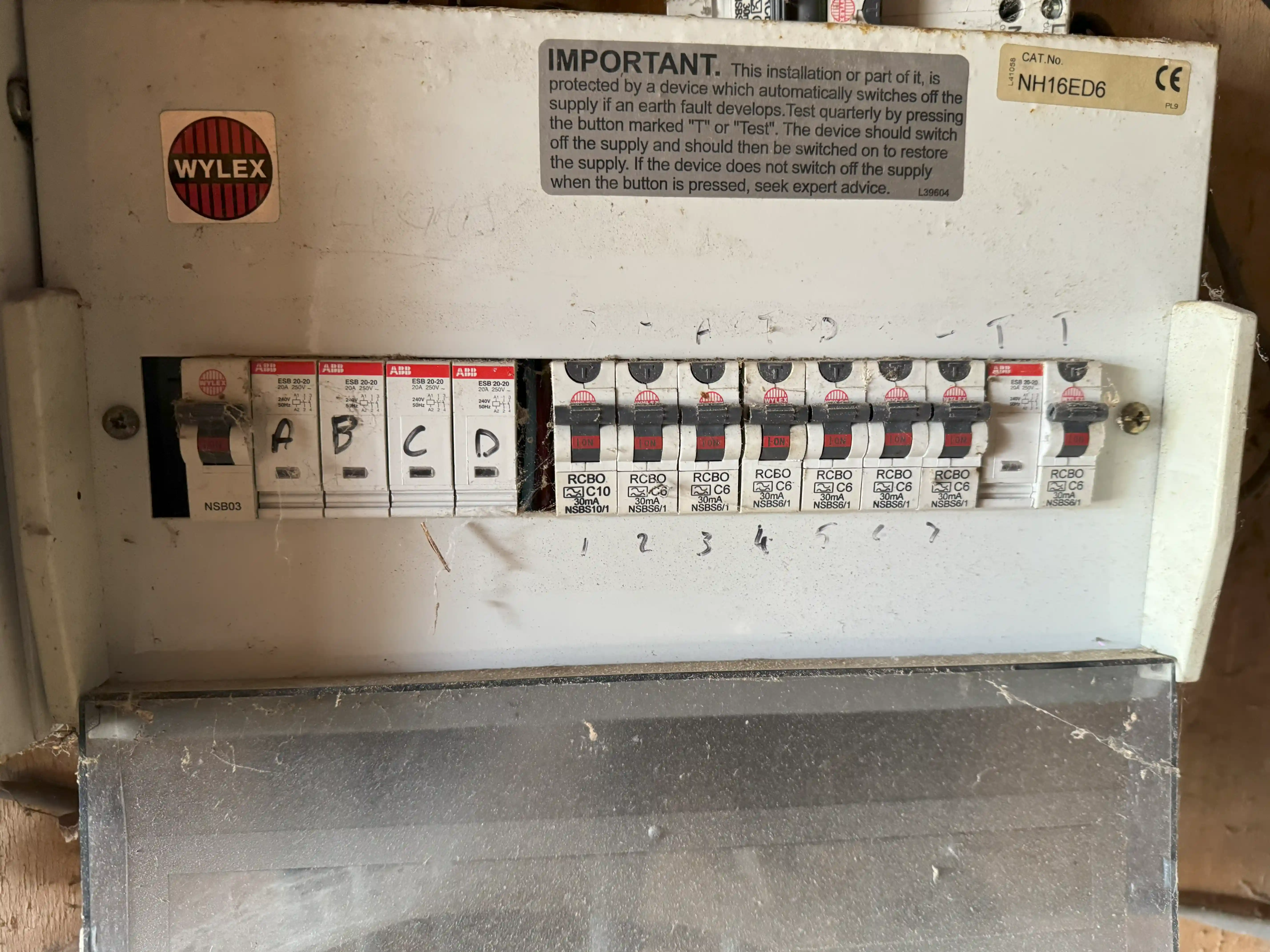 Emergency Electrician near west sussex